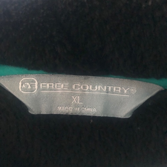 Free Country Pullover - Picture 2 of 2